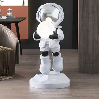 Astronaut Nordijsko Kip Podne Velika Skulptura Astronaut Lampa Slatka dnevni boravak Dekorativna Moderni Uredski Galvanska Slikarstvo Umjetnost