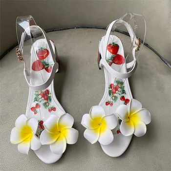 Ženske sandale s cvjetnim uzorkom na masivnim potpetice i remen na щиколотке s kopčom, večernje cipele na prosjeku pete 6 cm, sandale 35-43