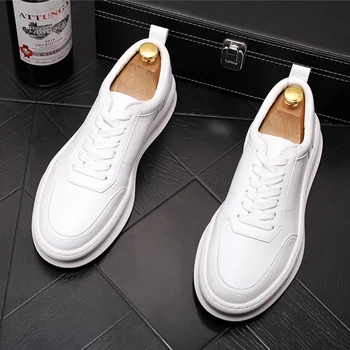 Branded design muške cipele od prave kože za odmor, trend bijele cipele u ulici stilu, prozračna tenisice na platformu sa uvezivanje zapatos