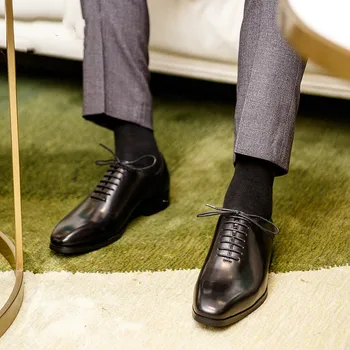 Talijanski luksuzne muške modeliranje cipele na ravne cipele Ručne izrade i Od Prirodne Kože, Moderan Dizajn, klasični Oxfords s Trga vrhom, Crna Formalna Vjenčanja Odijelo